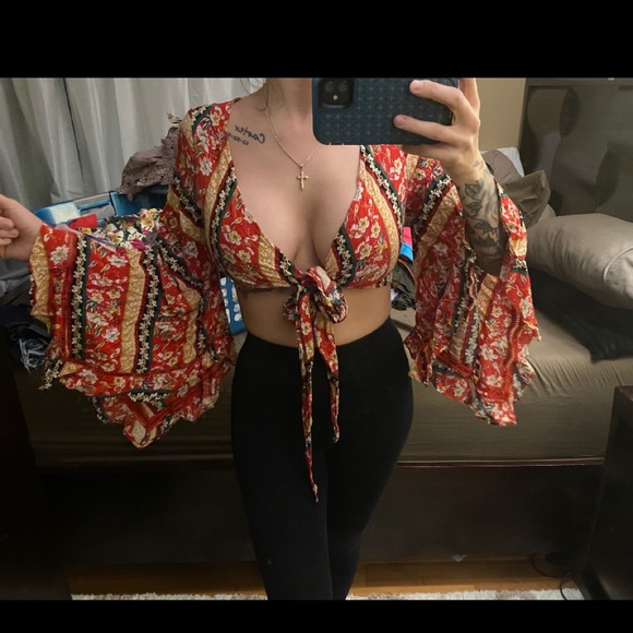 Top - Picture 1 of 1